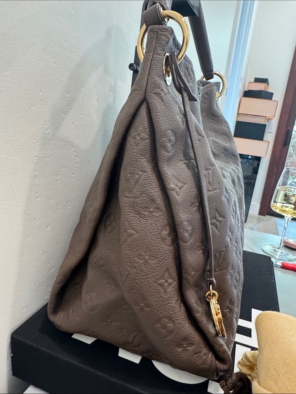 Louis Vuitton LV Dark Brown Monogram Artsy MM - Picture 4 of 10